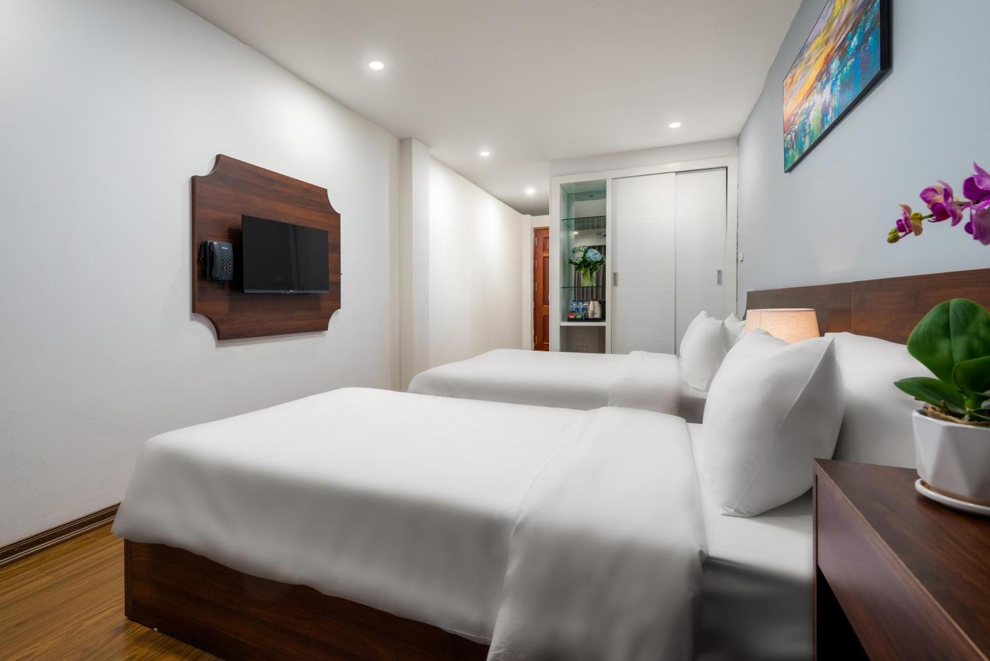Astoria Hanoi Hotel & Travel ภายนอก รูปภาพ